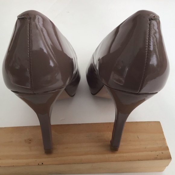 Madden Girl “Giddyy “ platform 3” heels. Size 7. Mocha latte. - Picture 8 of 12